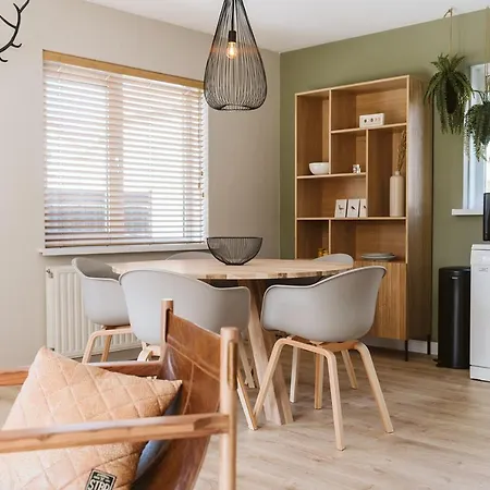 Holiday home Mosselbank 81 - Noordzeepark Ouddorp