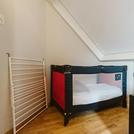 Mosselbank 81 - Noordzeepark - Not For Companies *